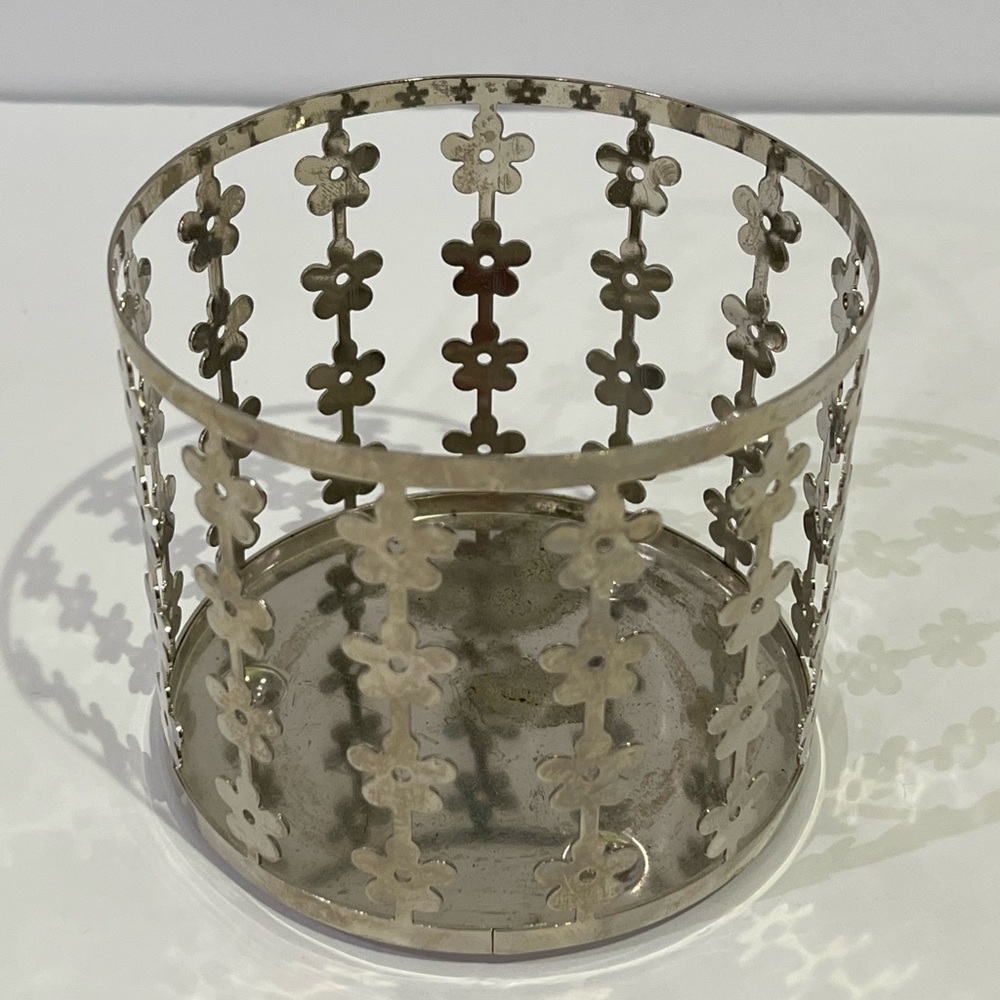 Retired Bath & Body Works Slatkin and Co. Daisy Flower 3 Wick Candle Holder
